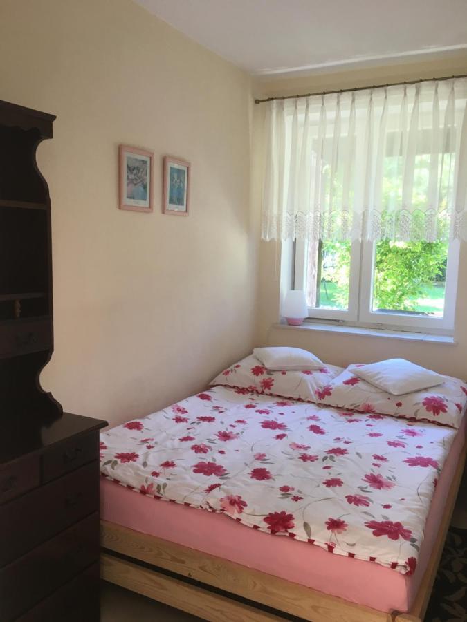 Domek Letni Na Wakacje W Rumi Rumia Exterior foto